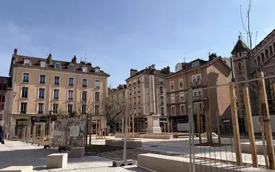 Grenoble (38000)