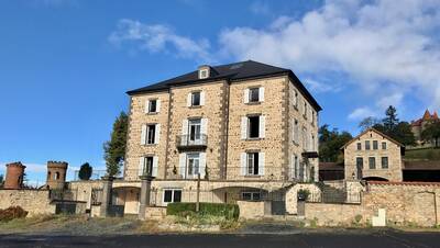 Vente maison 23 pièces Vernet-la-Varenne (63580)