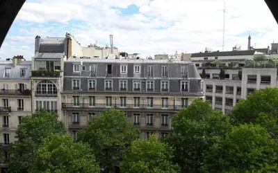 Paris 8E