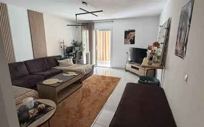 Fréjus (83600)