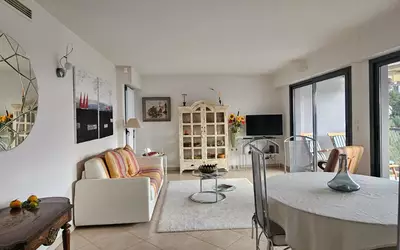 Cannes (06150)