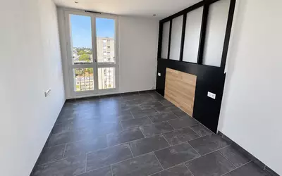Nantes (44000)