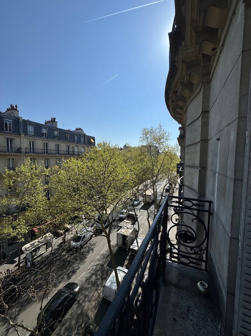 Paris 8E