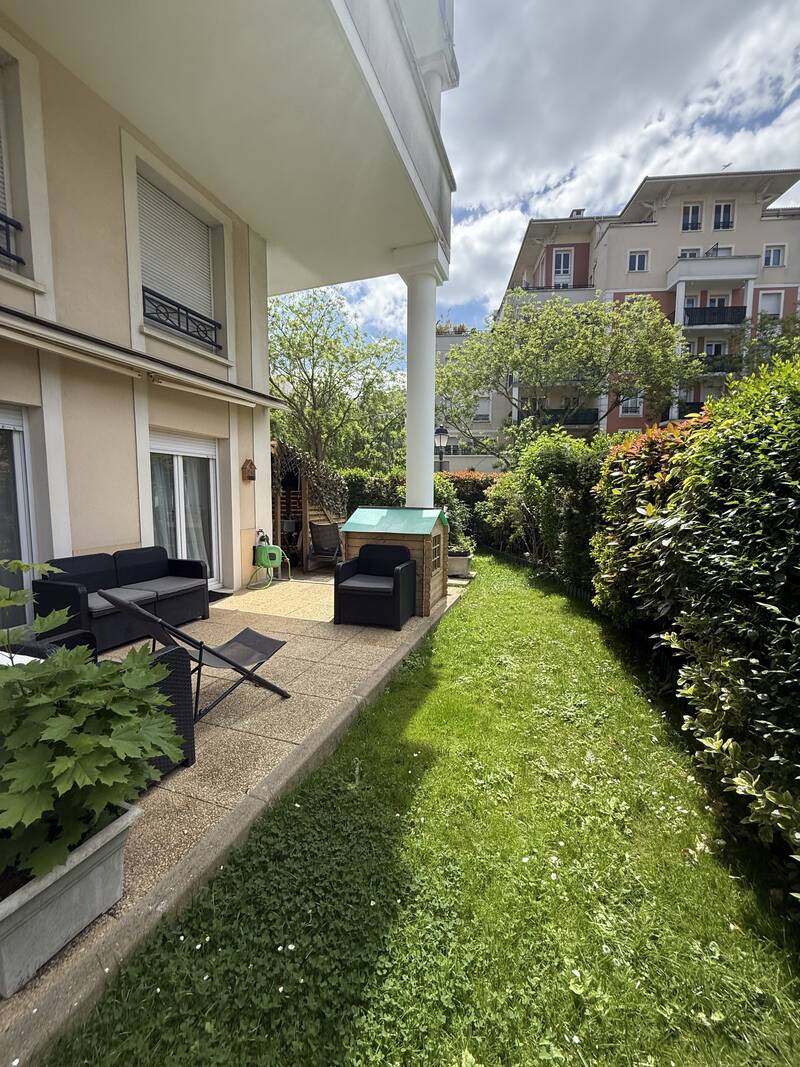 Villeneuve-La-Garenne (92390)
