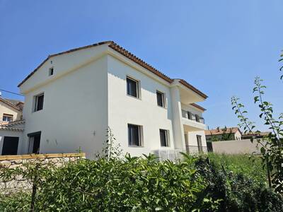 Vente maison 8 pièces Tourrettes-sur-Loup (06140)