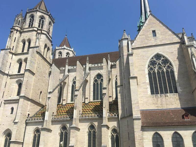 Dijon (21000)