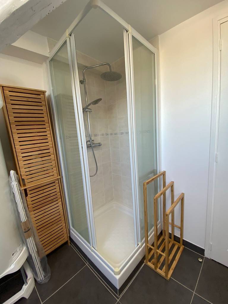 Melun (77000)