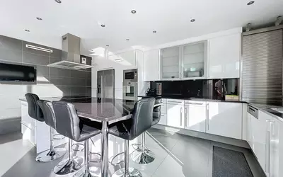 Maison 6 pièces 310 m² · à Maisons-Alfort · 310 m² · 1 390 000 €