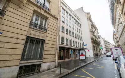 Paris 9E