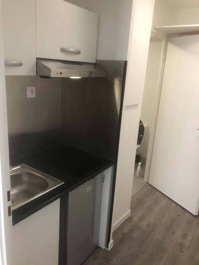 Location appartement studio Courbevoie (92400)