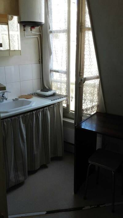 Location appartement studio Paris 7e
