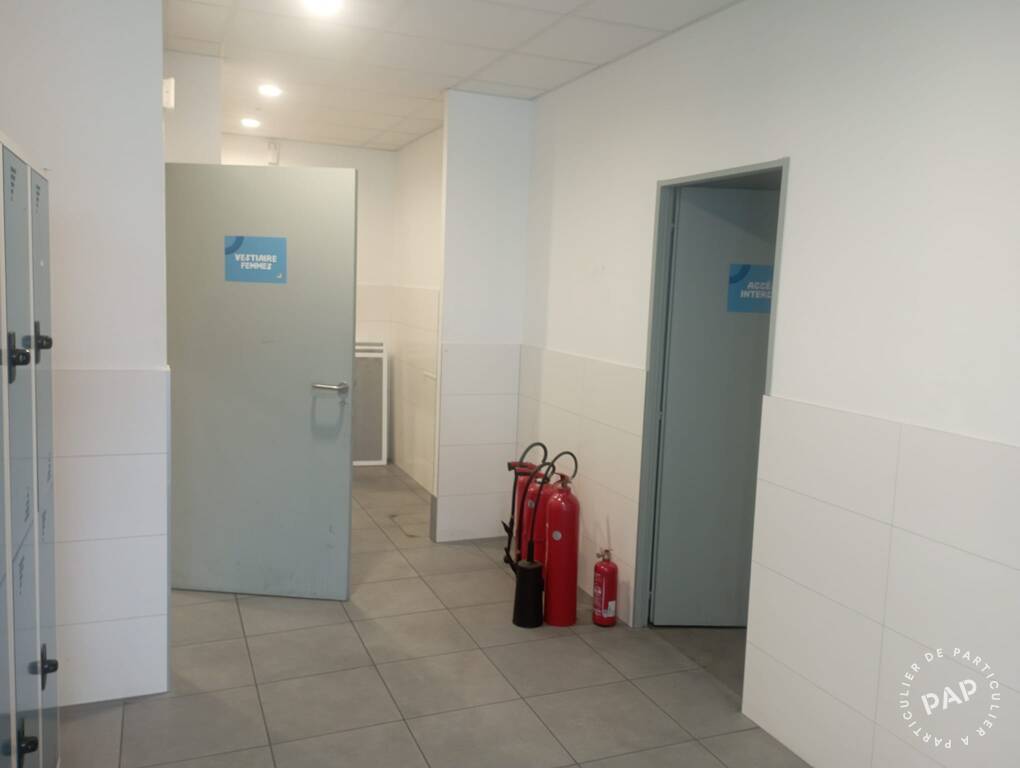 Location Grenoble 2.300&nbsp;m²
