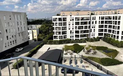 Issy-Les-Moulineaux