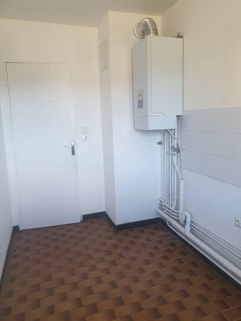 Chelles (77500)