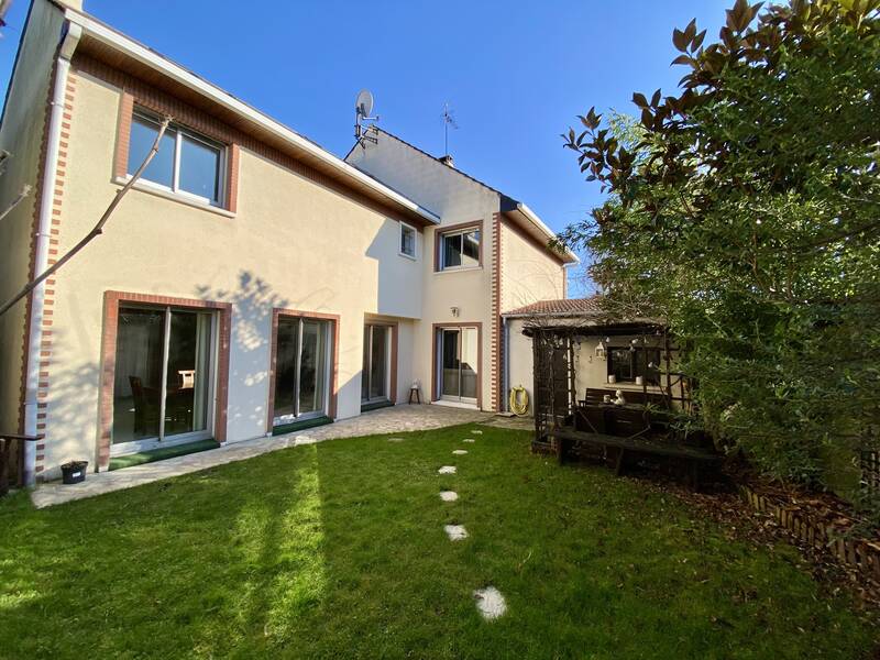 Neuilly-Plaisance (93360)