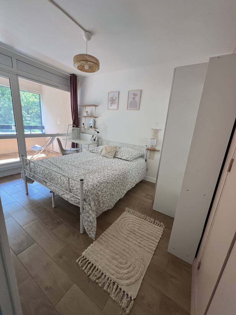 Champs-Sur-Marne (77420)
