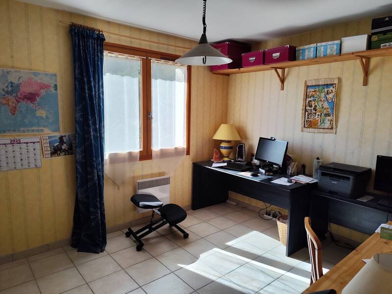 Rousset-Les-Vignes (26770)