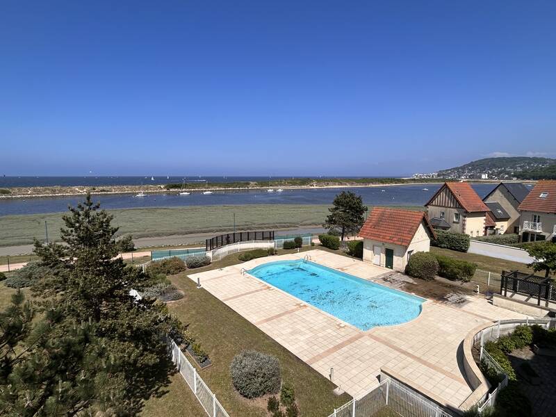 Dives-Sur-Mer (14160)