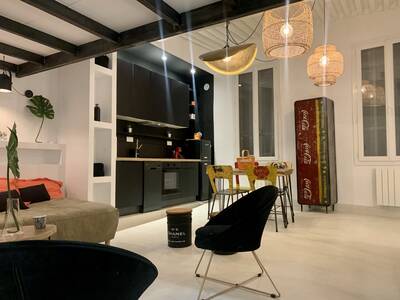 Location appartement studio Aix-en-Provence (13)