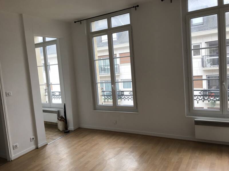 Rouen (76000)