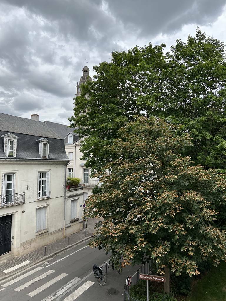 Tours (37000)