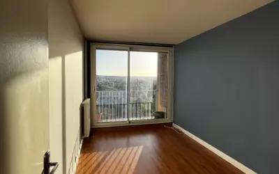 Nanterre (92000)