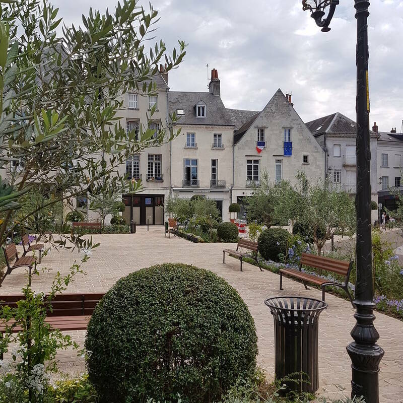 Tours (37)
