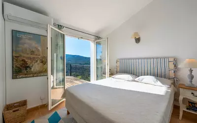 Roquebrune-Sur-Argens (83520)