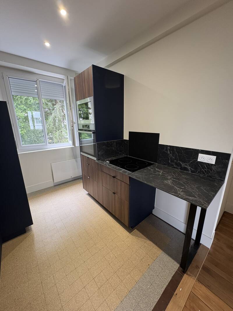 Angers (49000)