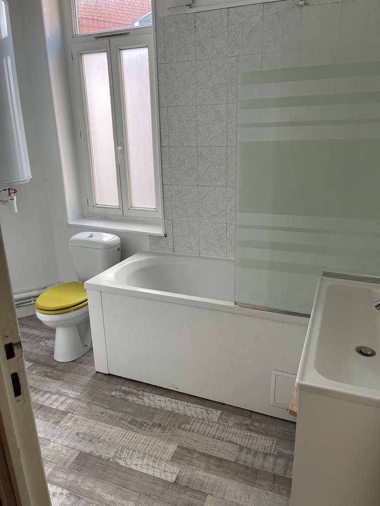 Lille (59260)