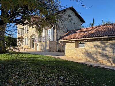 Vente maison 8 pièces Saint-Baudille-de-la-Tour (38118)
