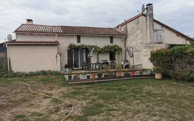 Champagne-Et-Fontaine (24320)