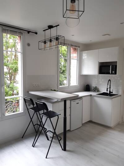 Location appartement studio Paris 15e