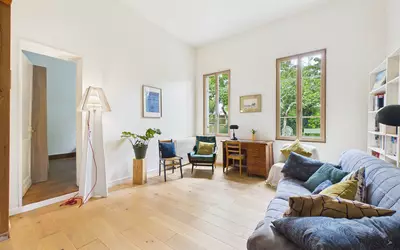 Bègles-Jolie Échoppe Avec Jardin De 283M2-