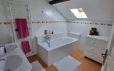 Reignier-Ésery (74930)