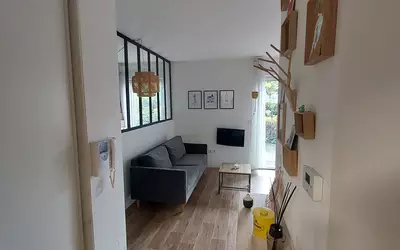 Nantes (44000)