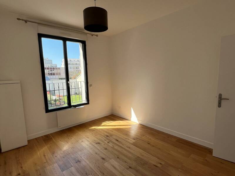 Courbevoie (92400)