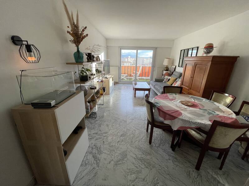 Cannes (06150)