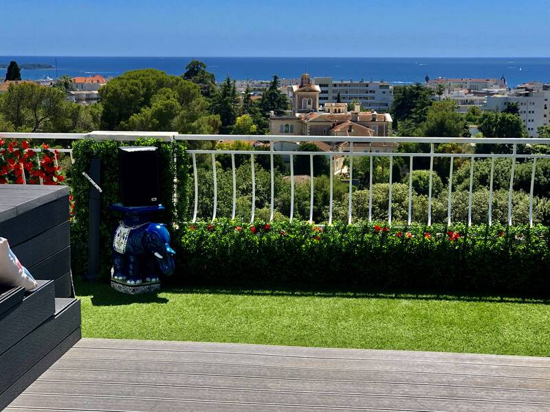 Cannes + Toit Terasse 49 M²