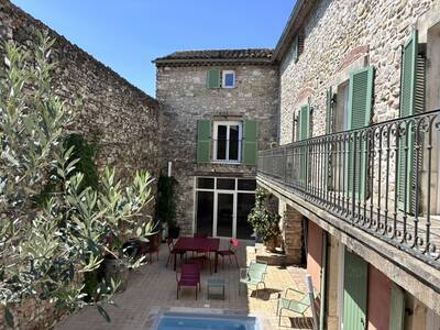 Vente maison 6 pièces Saint-Hilaire-de-Brethmas (30560)