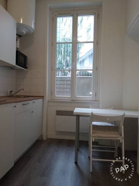 Location Paris 15E (75015) 18&nbsp;m²