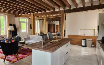 Salon (10700)