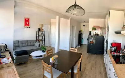 Nantes (44000)