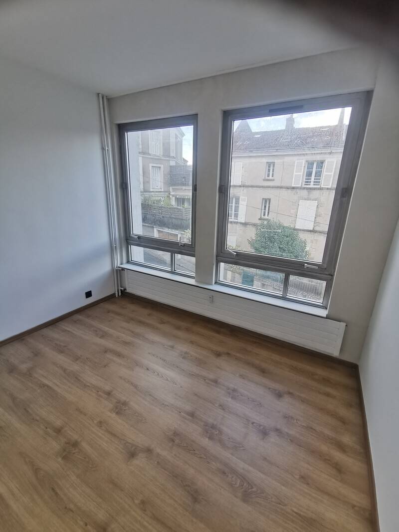 Poitiers (86000)