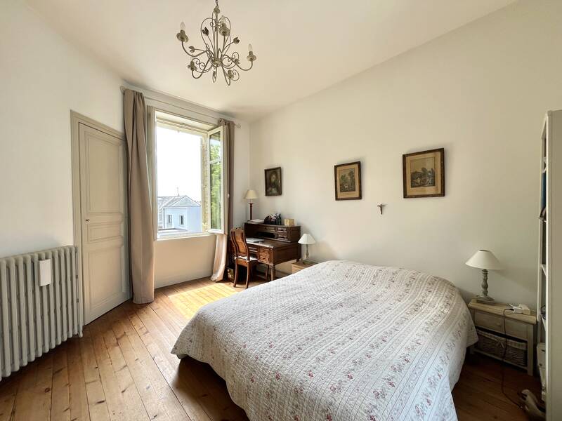 Nantes (44000)