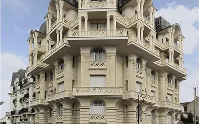 Enghien-Les-Bains (95880)