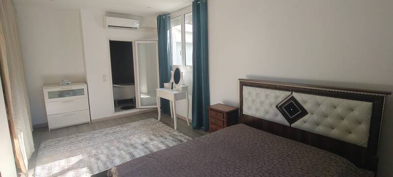 Champs-Sur-Marne (77420)