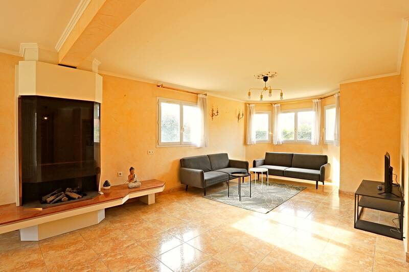 Bussy-Saint-Georges (77600)