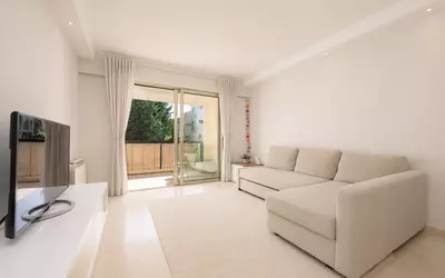 Mougins (06250)