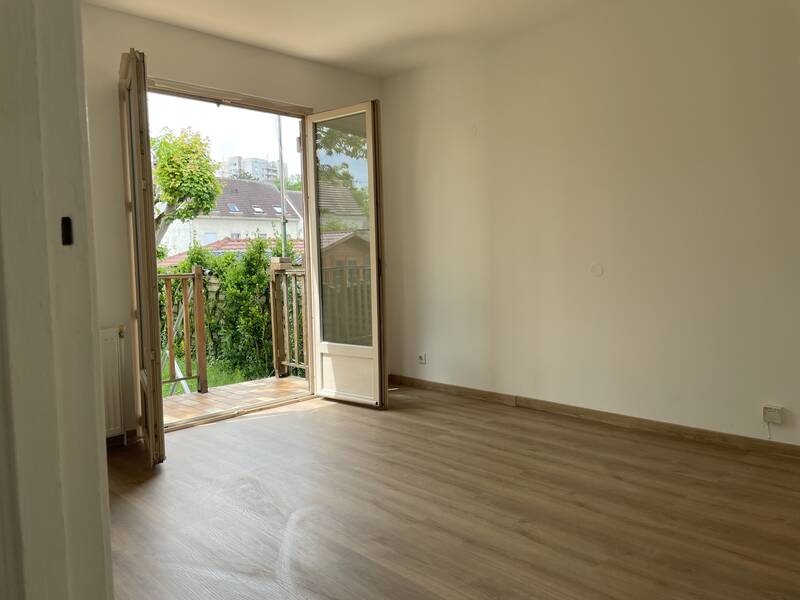 + Chalet De 41 M², Saint-Ouen-L'aumône (95310)
